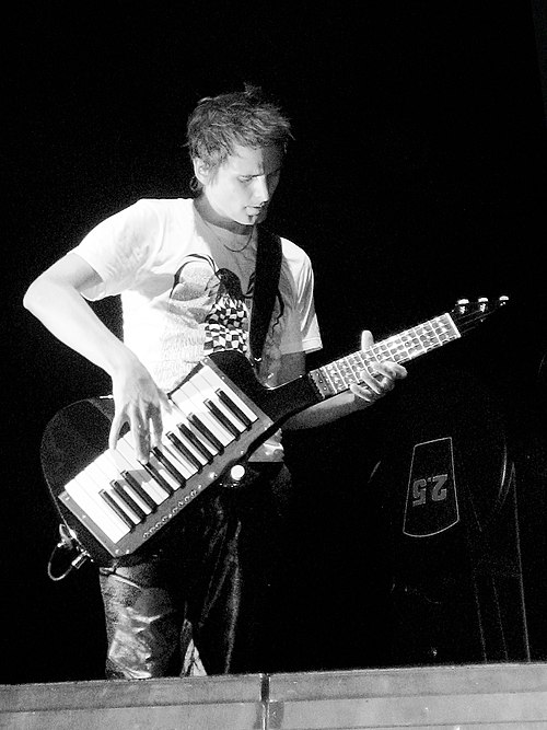 Matt B from Muse playing keytar